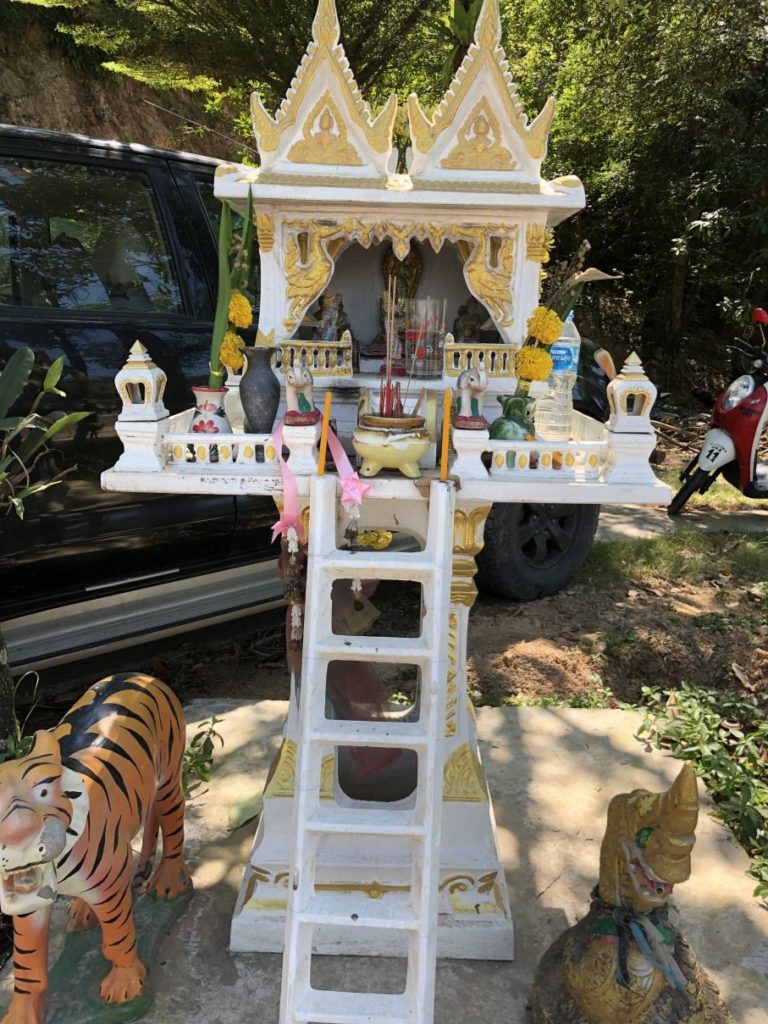thai shrine
